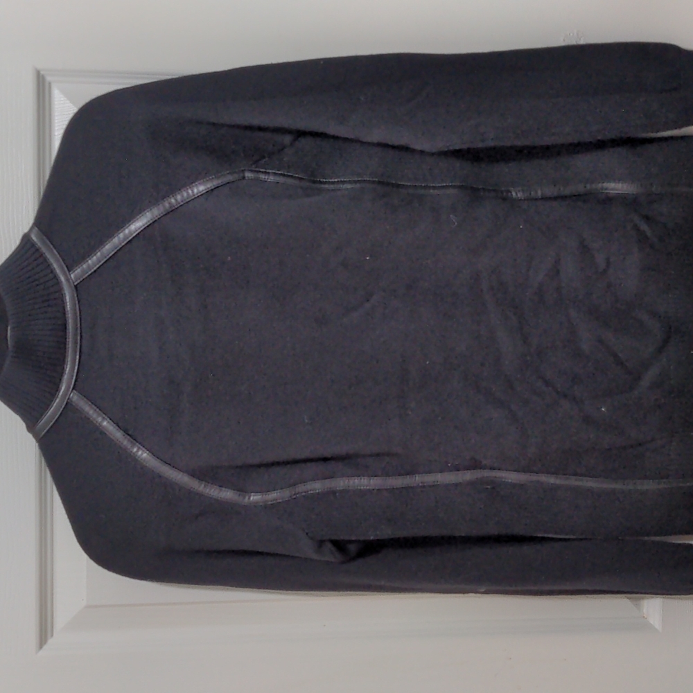 Harley Davidson limited edition, black long sleeve sweater. size small. … - Picture 4 of 4